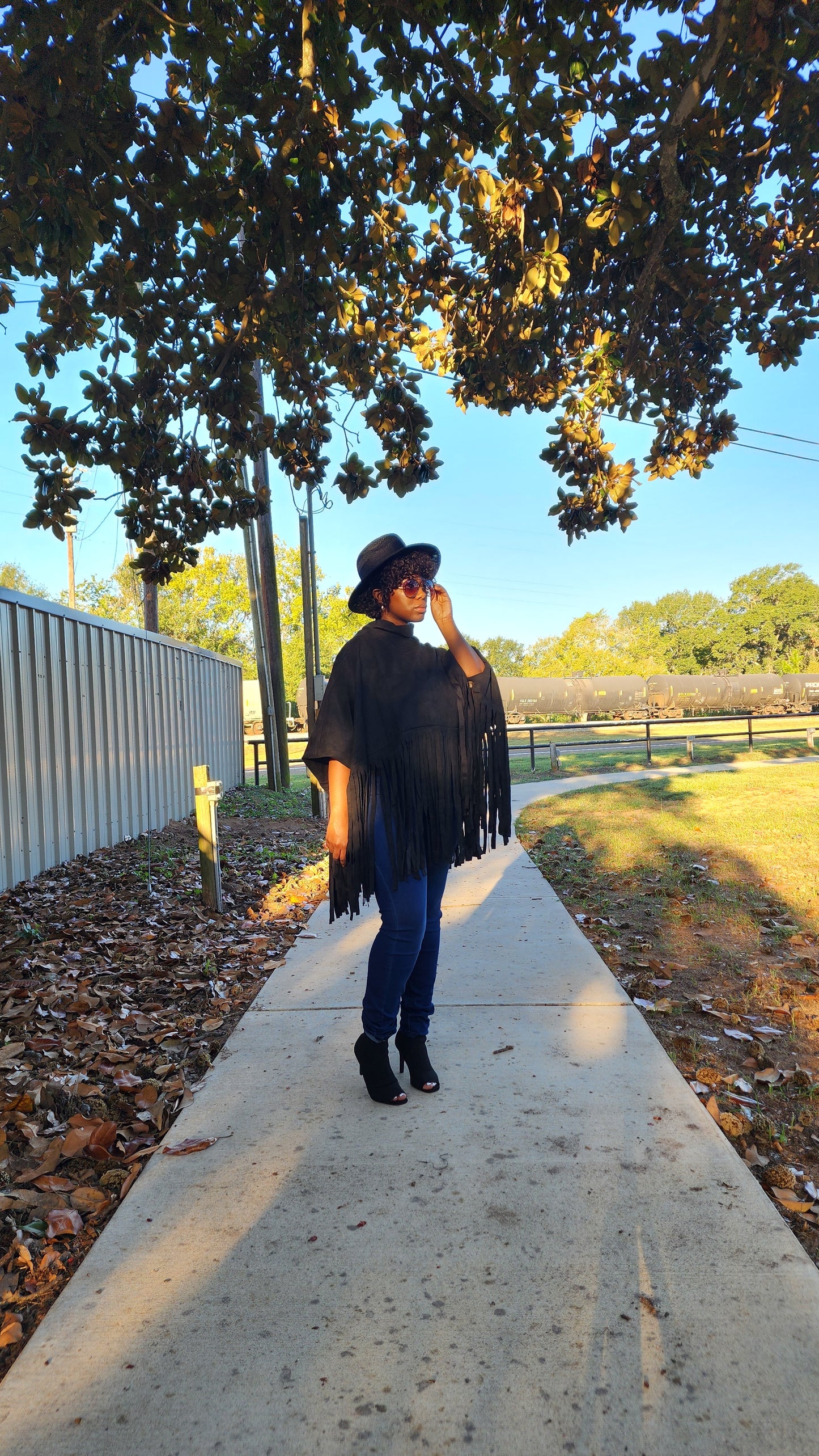 Black Long Sleeve Pullover Fringe Crop Top